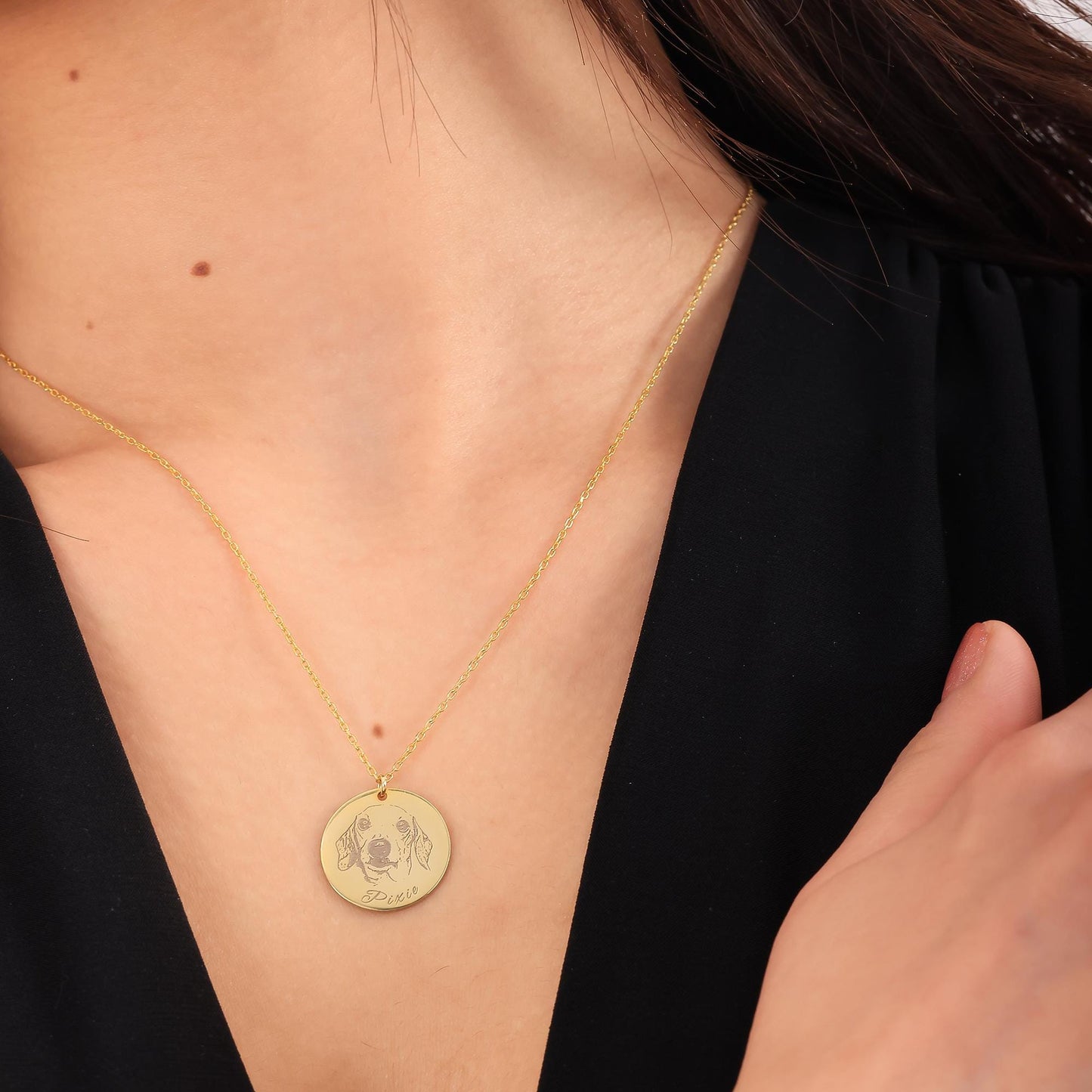 Custom Pet Portrait Necklace – Shallow Engraving, Personalized Memorial Jewelry for Pet Lovers